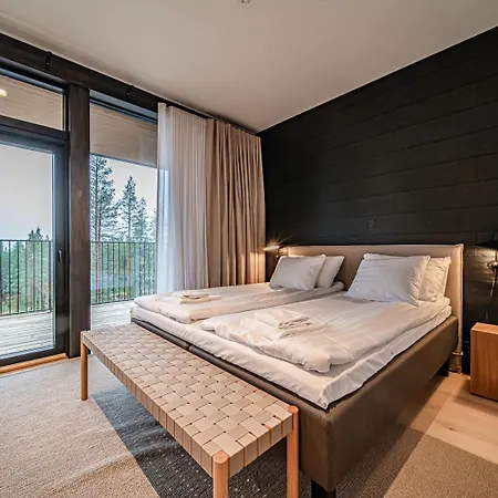 Aurora Luxe Ski-in Ski-out By Aavalevi Levi