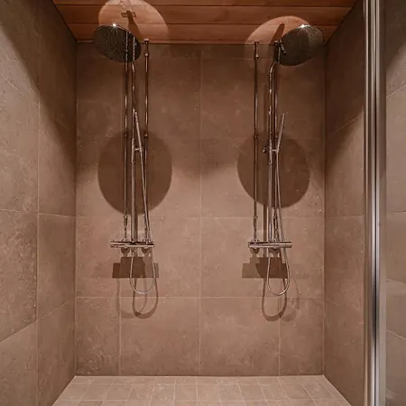 Fjaellen Aurora Luxe Ski-in Ski-out By Aavalevi * Levi