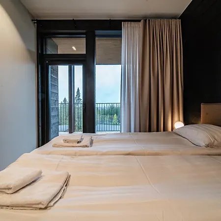 Aurora Luxe Ski-in Ski-out By Aavalevi * Levi