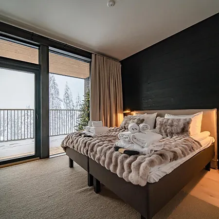 아파트 Fjaellen Aurora Luxe Ski-in Ski-out By Aavalevi 레비