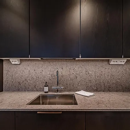 아파트 Fjaellen Aurora Luxe Ski-in Ski-out By Aavalevi *