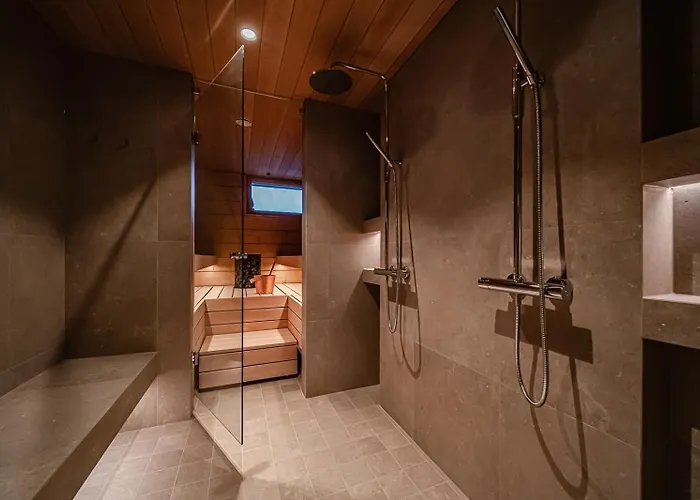 Fjaellen Aurora Luxe Ski-in Ski-out By Aavalevi * 레비