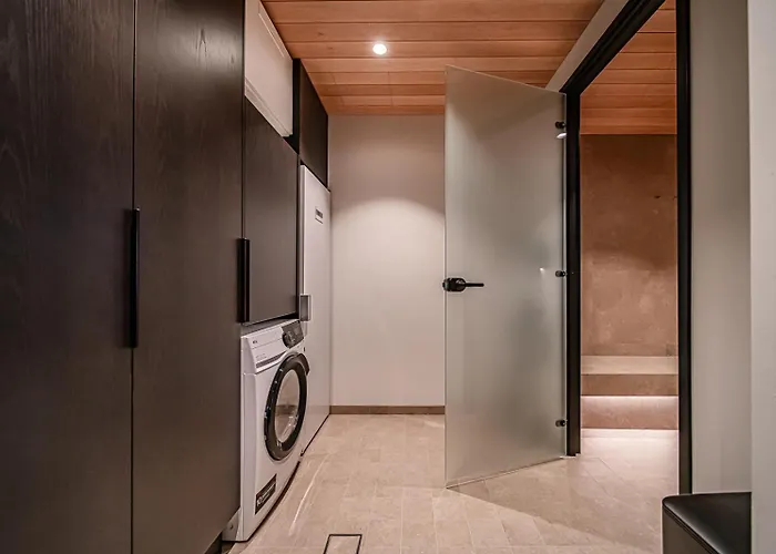 Fjaellen Aurora Luxe Ski-in Ski-out By Aavalevi 아파트 레비