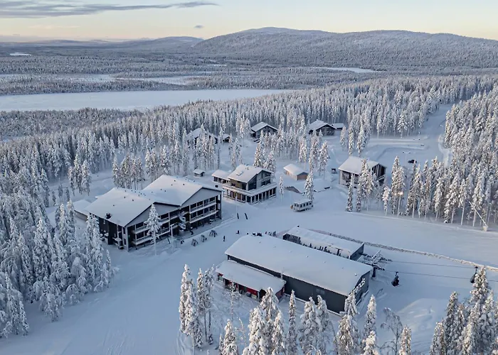 아파트 Fjaellen Aurora Luxe Ski-in Ski-out By Aavalevi 레비